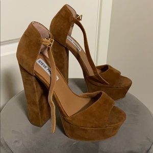 Platform open toe suede heels!